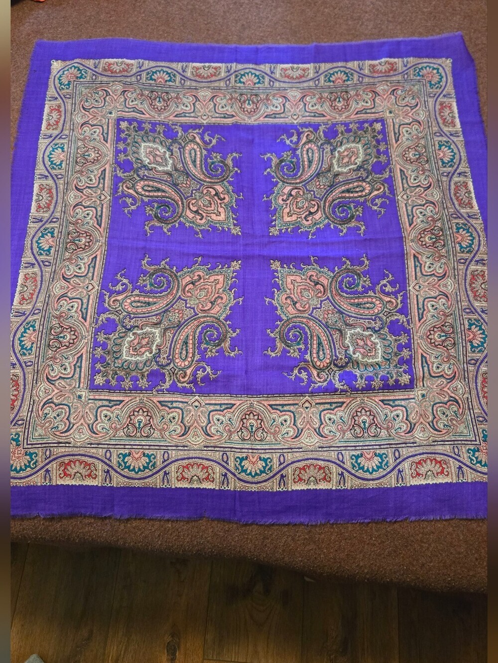 Specialty House Wool Scarf 33.5x33.5in 100% Wool Purple Paisely Green Red Tan
